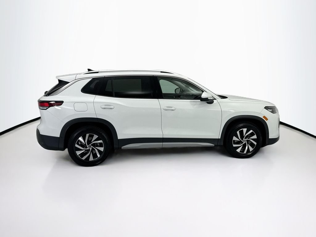New 2026 Pure White Volkswagen 2.0T S image 4