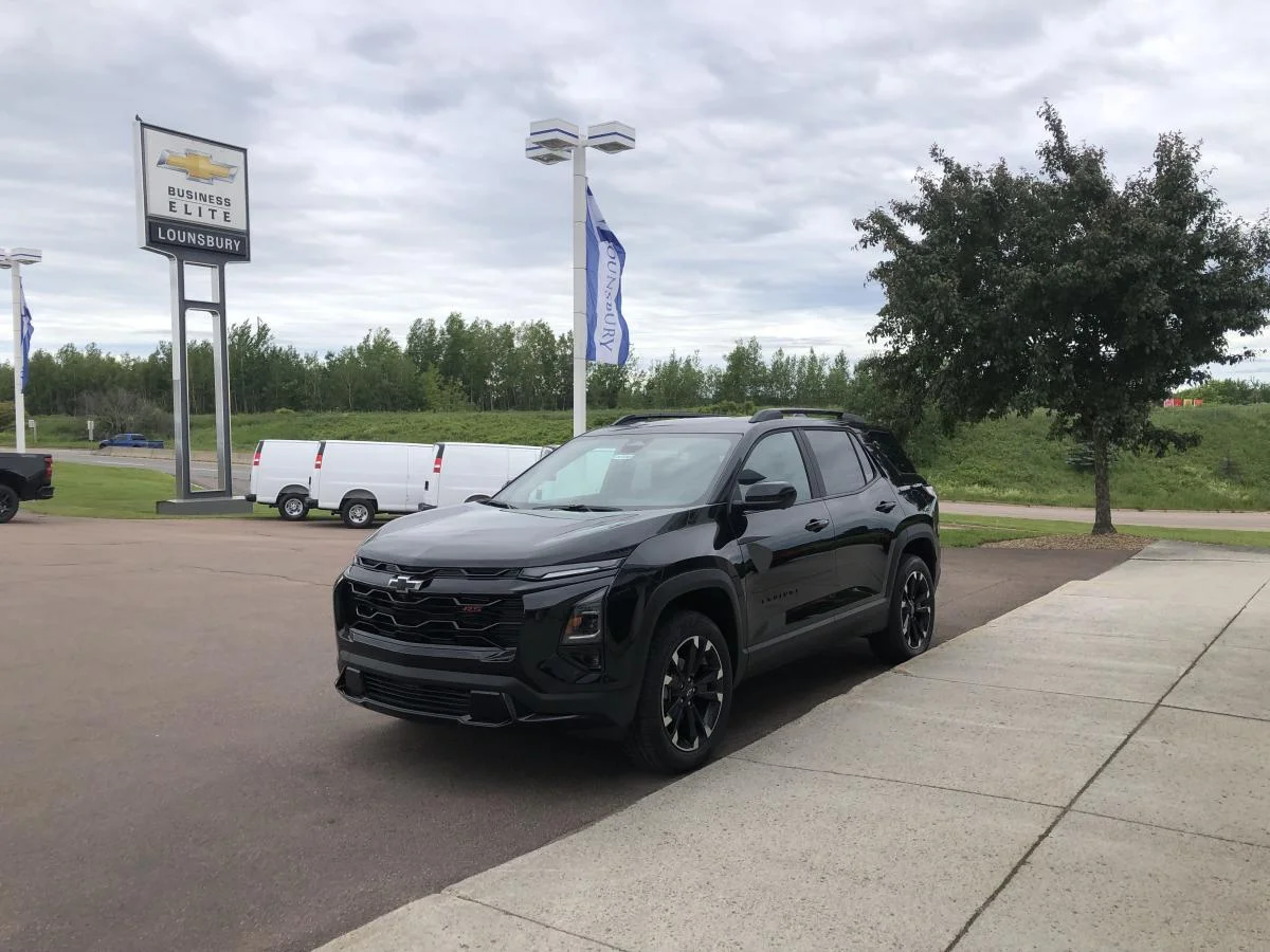 New 2026 Black Chevrolet Awd 4dr Rs image 4