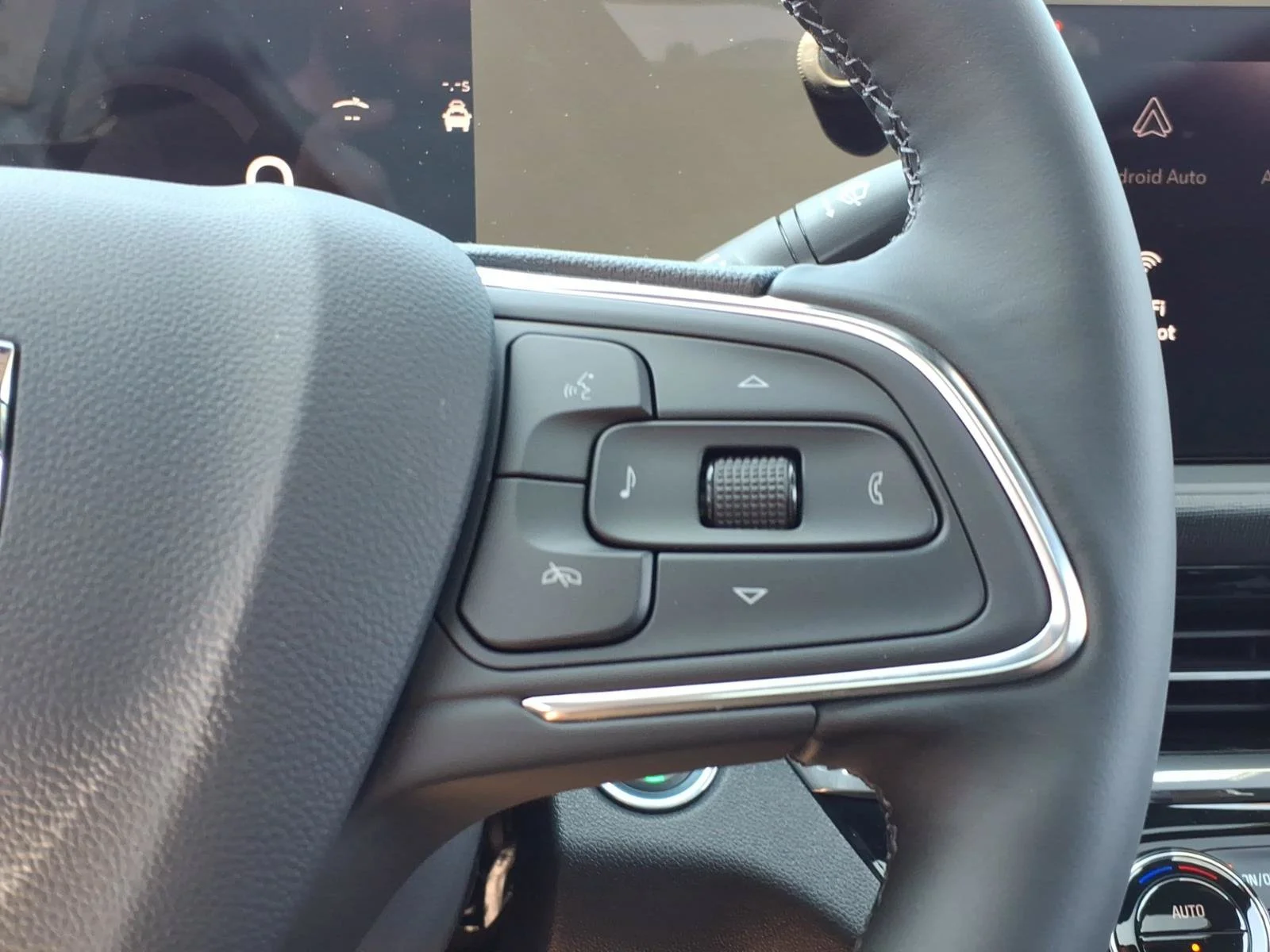 2026 Buick Envista Sport Touring - Photo 20