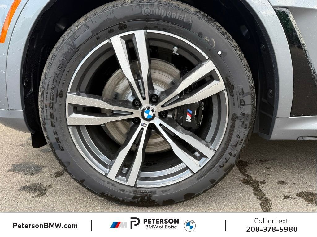 New 2027 Skyscraper Grey Metallic BMW M60i image 43