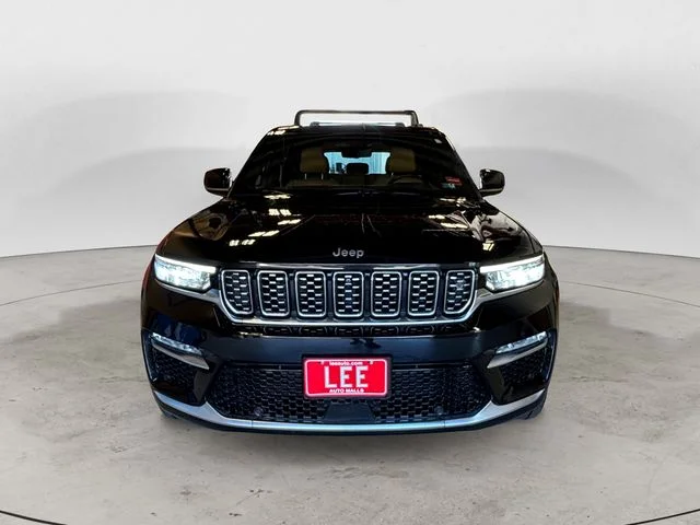 Used 2023 Black Jeep Summit Reserve image 9
