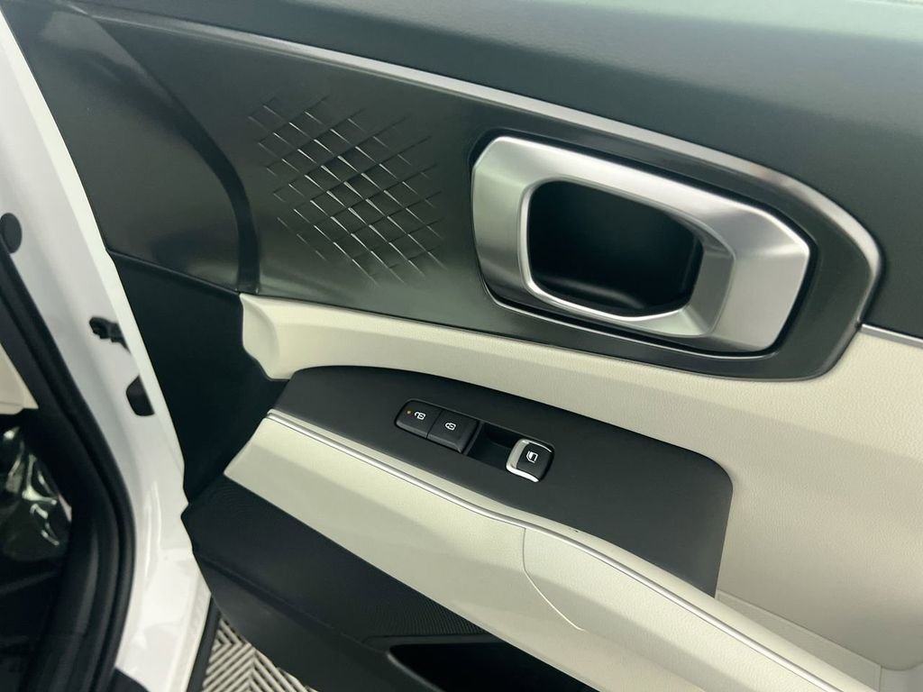 New 2026 Glacial White Pearl Kia EX image 31