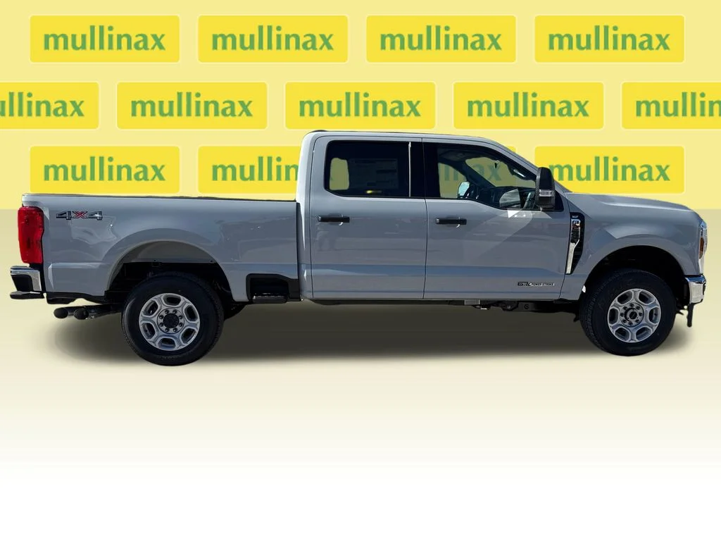 New 2026 White Ford XLT image 15