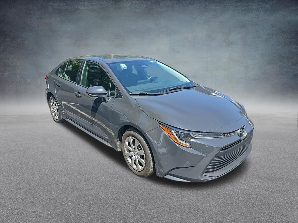 Used 2025 Underground Toyota LE image 8