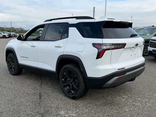 New 2027 Summit White Chevrolet LT image 3