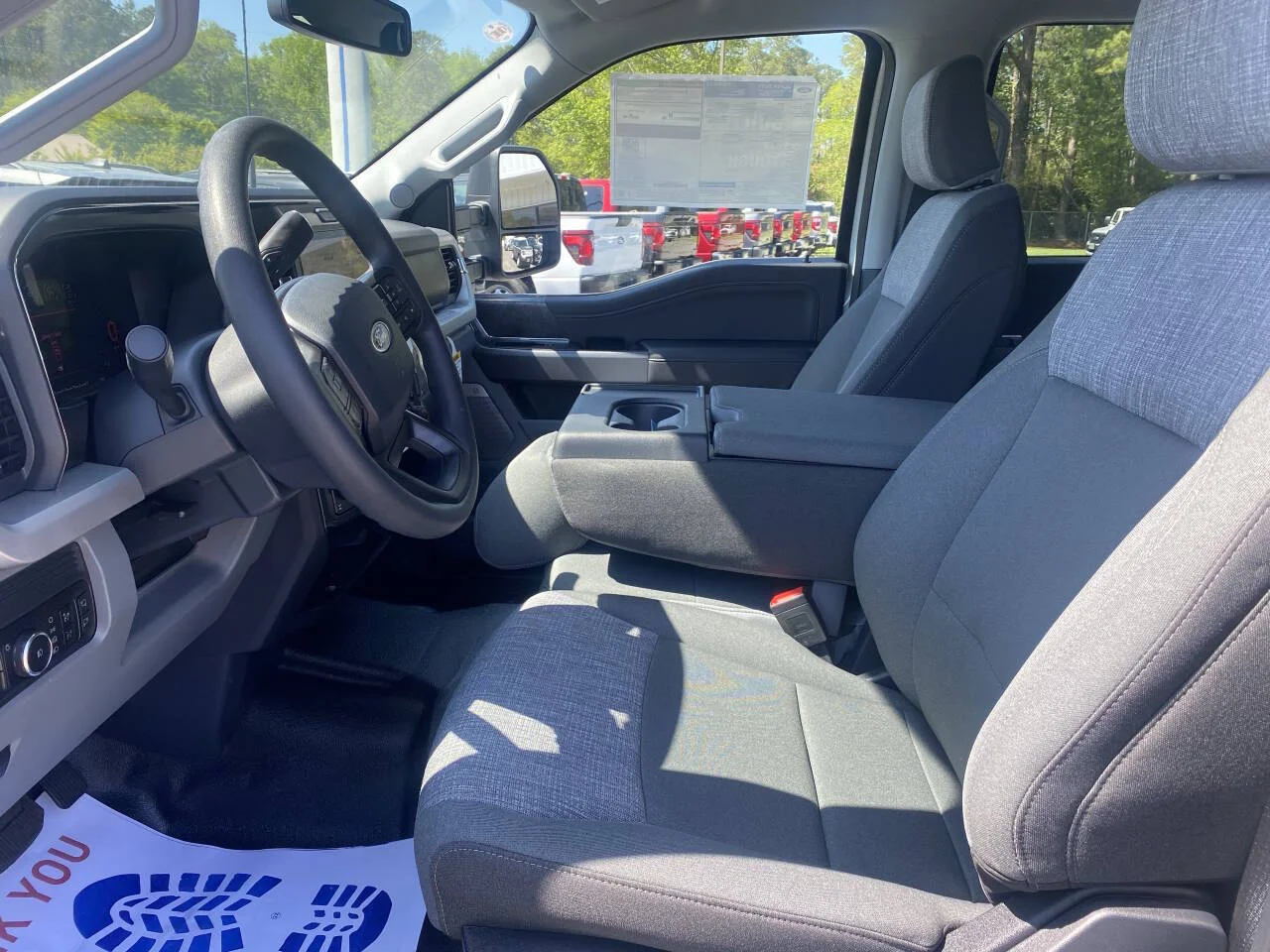 2025 Ford F-250 Super Duty XLT - Photo 15