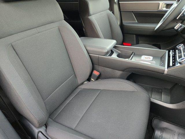 2026 Hyundai Santa Fe SE - Photo 10