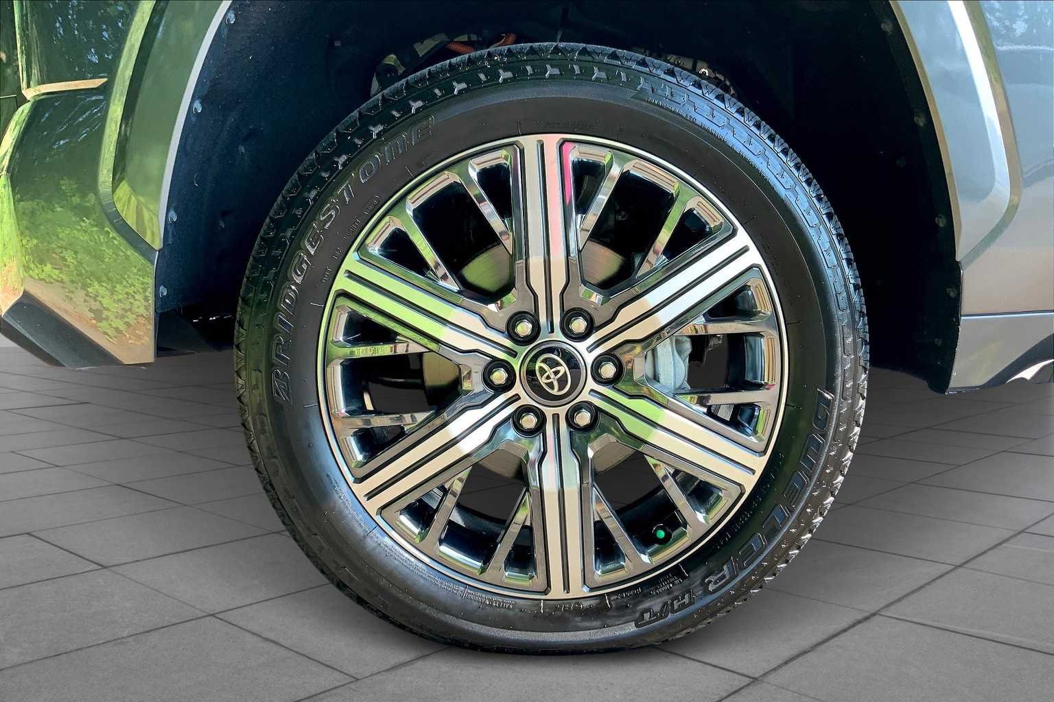 Used 2025 Magnetic Gray Metallic Toyota Capstone Hybrid image 10