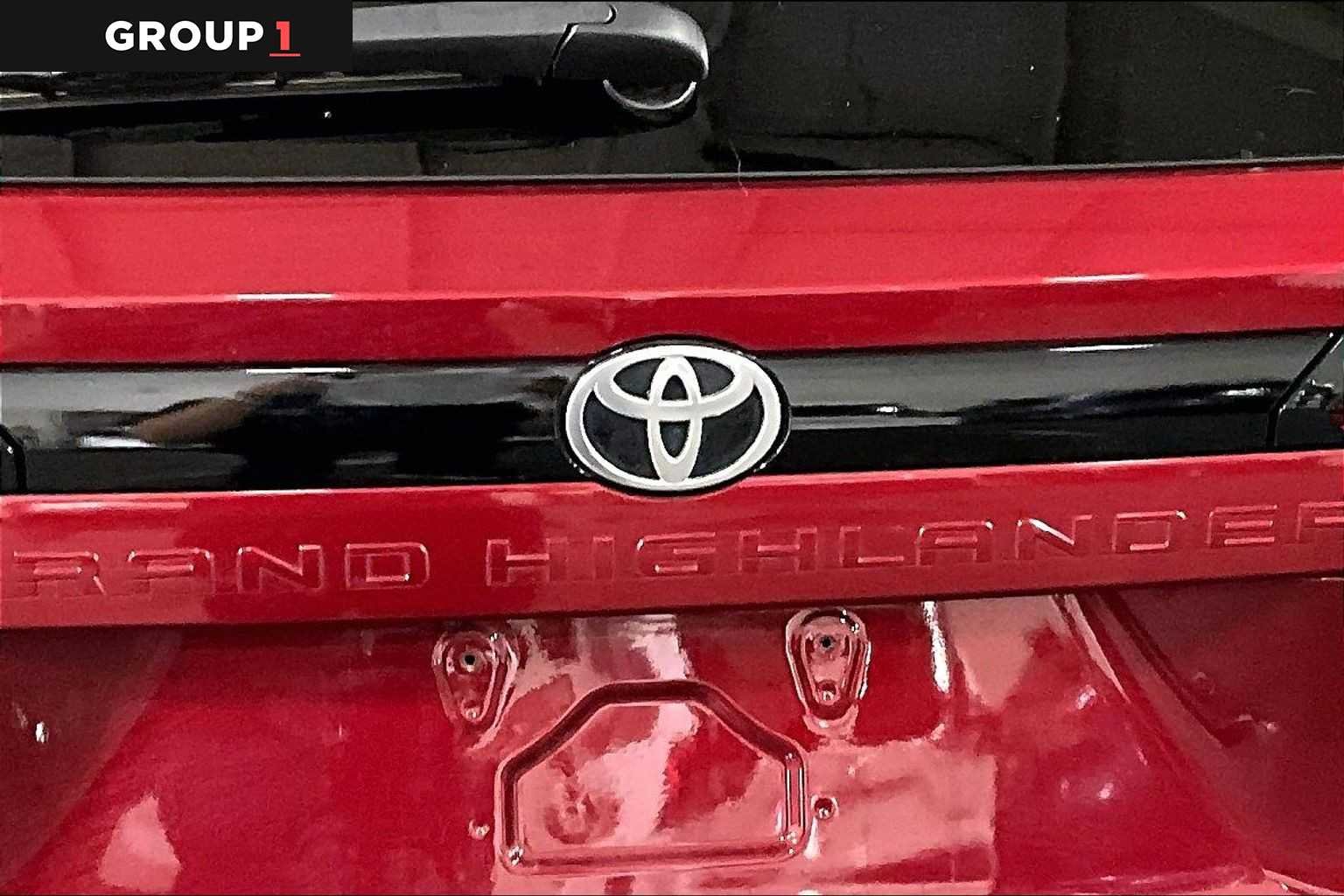 Certified Used 2024 Ruby Flare Pearl Toyota Platinum image 10