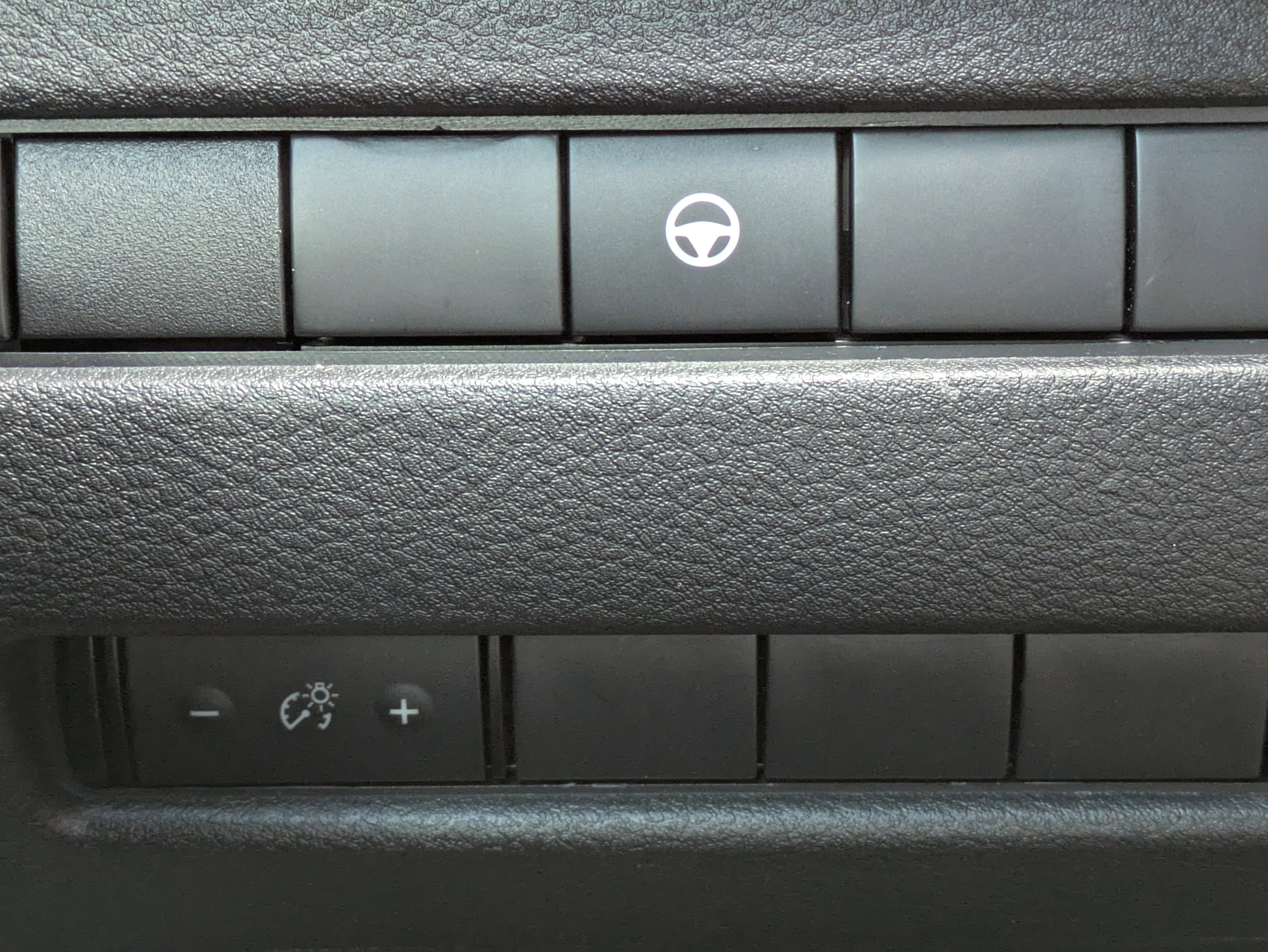 2023 Nissan Rogue SV - Photo 21