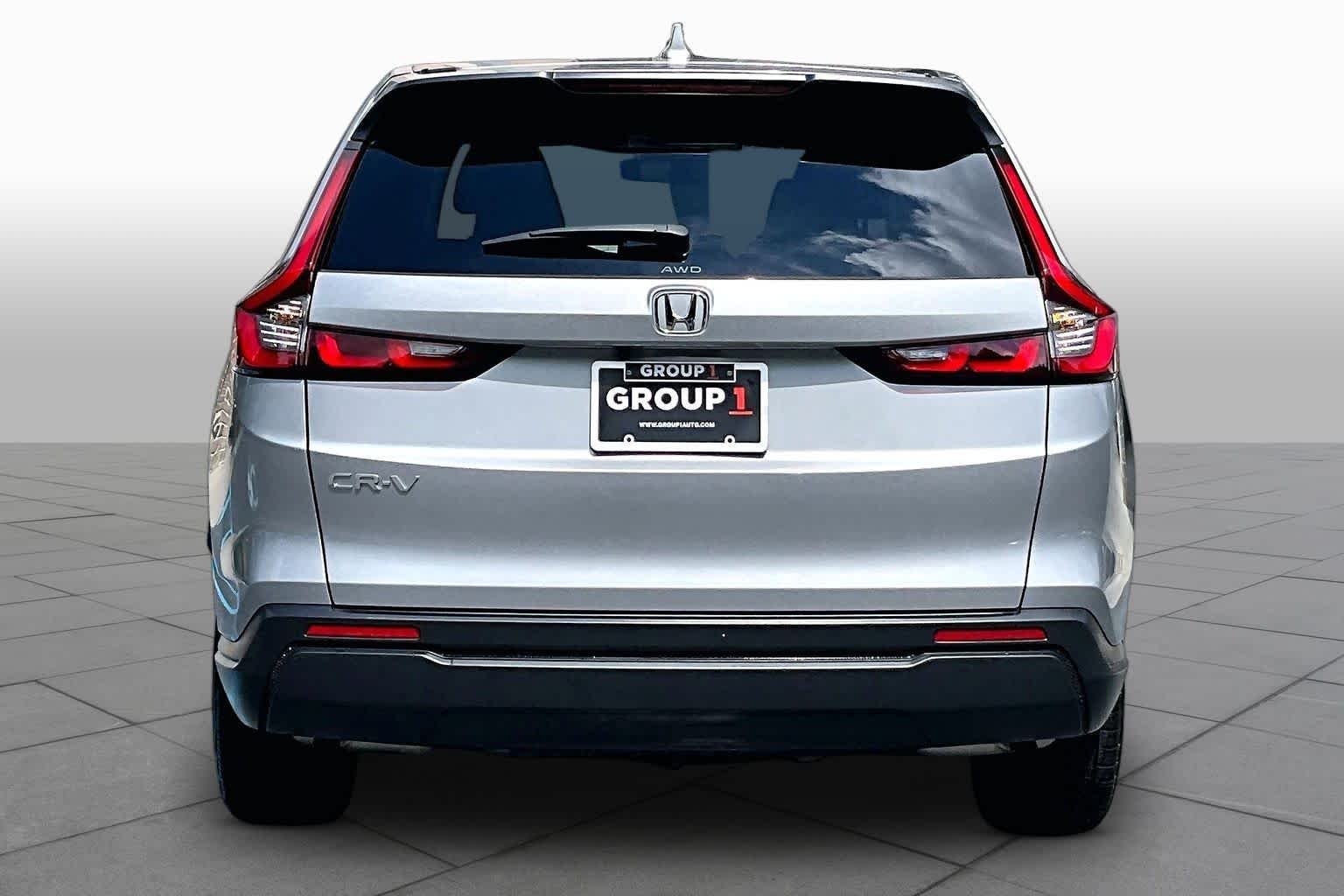 Certified Used 2024 Lunar Silver Metallic Honda EX image 5