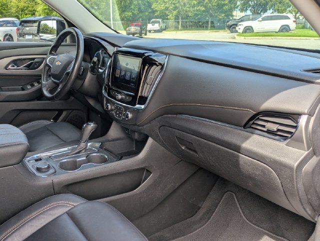 Used 2019 Black Chevrolet 3LT image 31