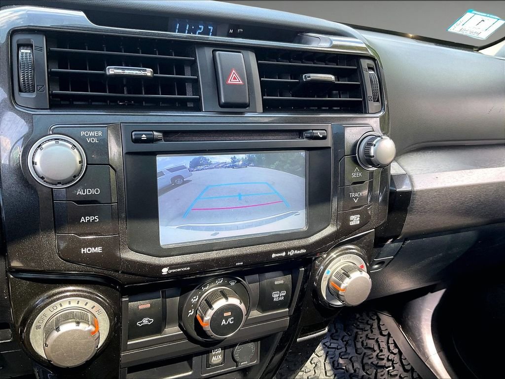 Used 2019 White Toyota SR5 image 16