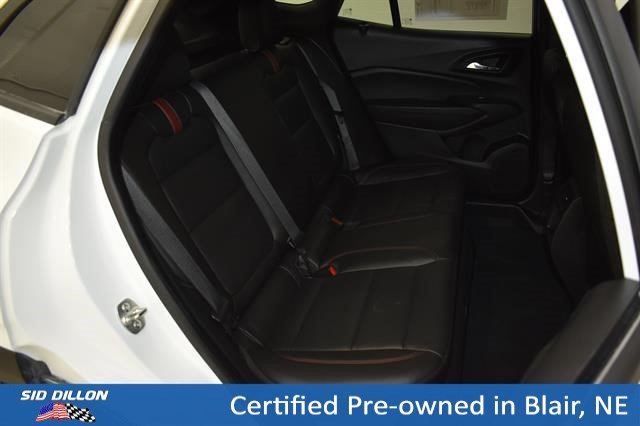 Used 2025 Summit White Chevrolet 2RS image 9