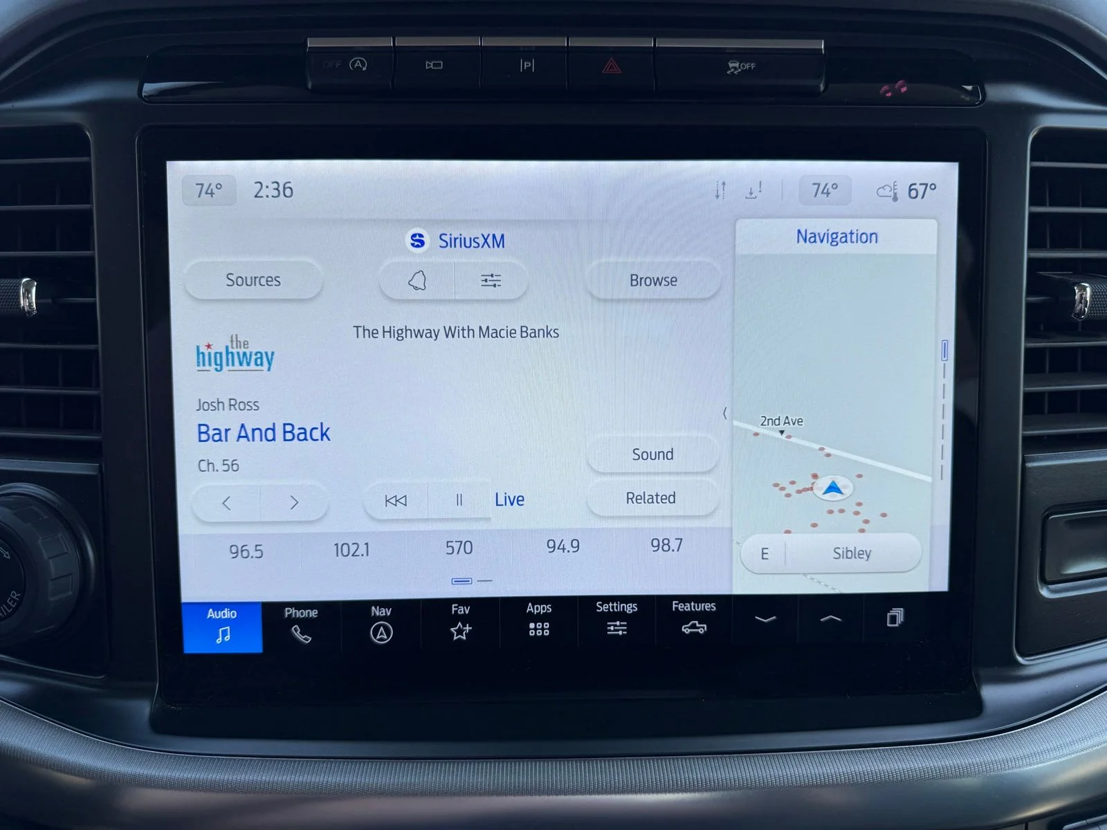 2024 Ford F-150 Lariat - Photo 12