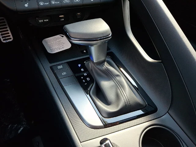 New 2026 White Hyundai SEL Sport image 11
