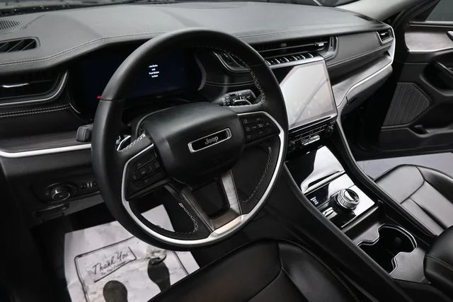 Used 2024 Blue Jeep Limited image 29