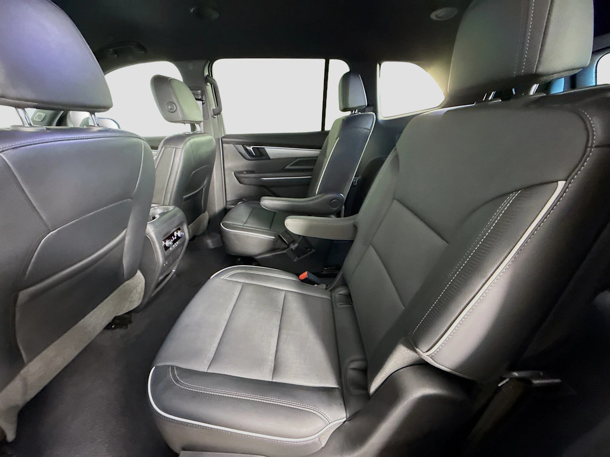 Used 2025 Ebony Twilight Metallic Buick Preferred image 26