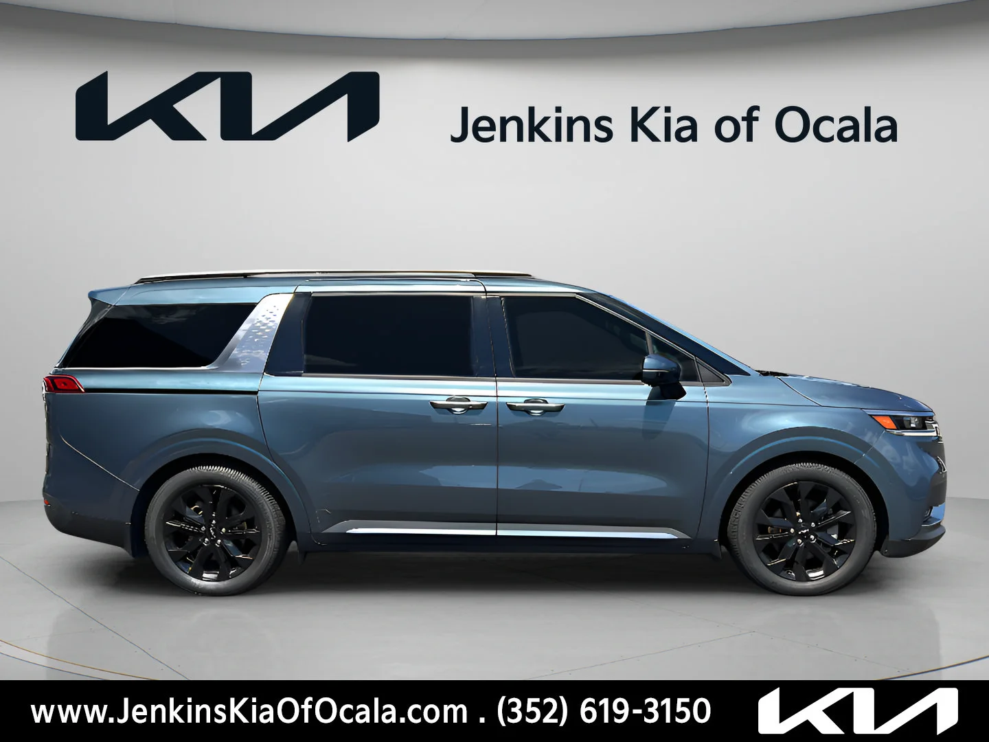 Used 2023 Astra Blue Kia SX Prestige image 2