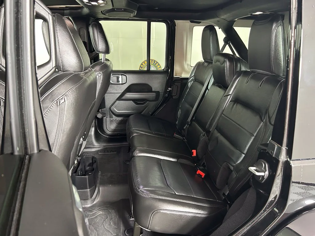 Used 2021 Black Jeep Unlimited Sahara Altitude image 18