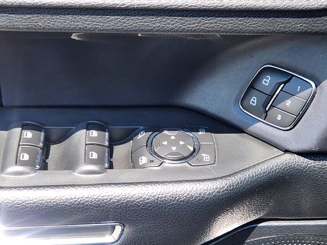 Used 2021 Black Ford XLT image 11