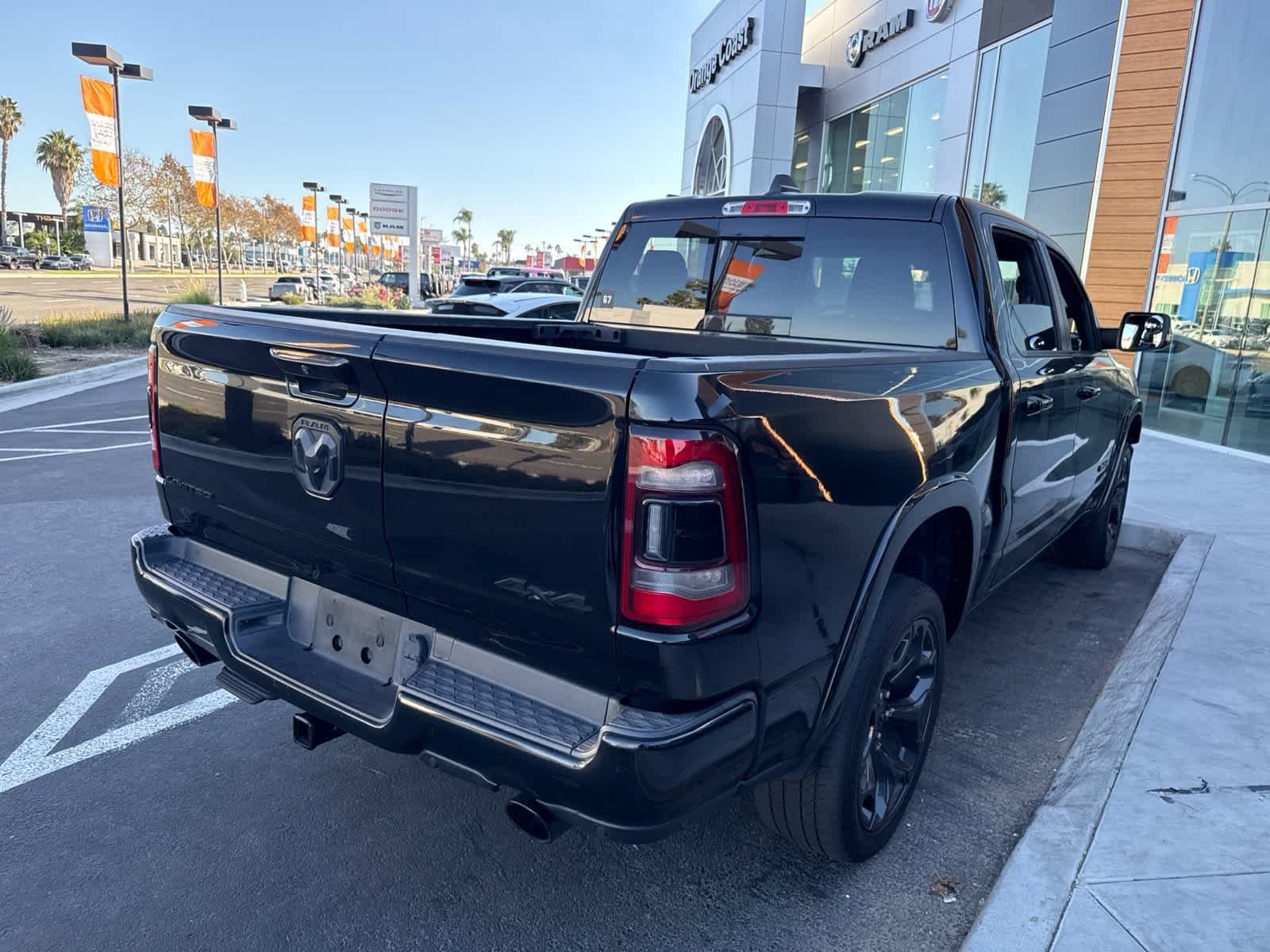 Used 2021 Diamond Black Crystal Pearlcoat Ram Limited image 9