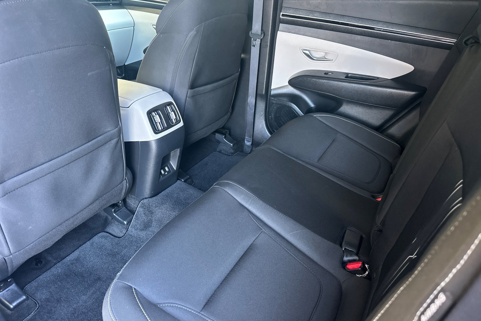 Used 2024 BLACK Hyundai Blue image 11