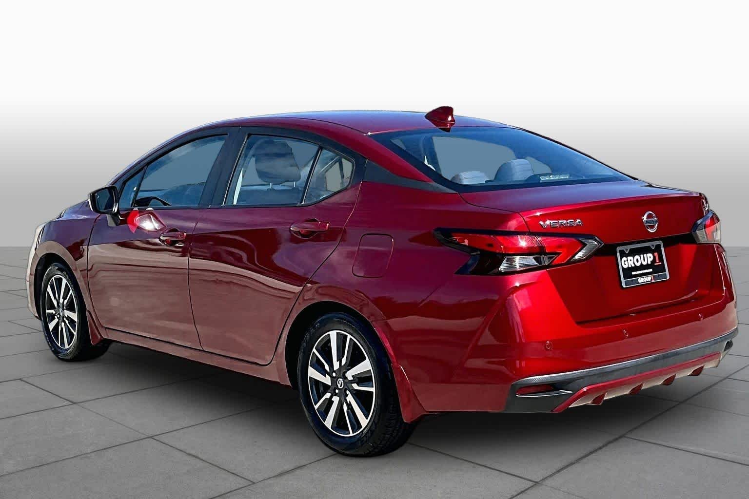 Used 2020 Scarlet Ember Pearl Metallic Nissan SV image 10