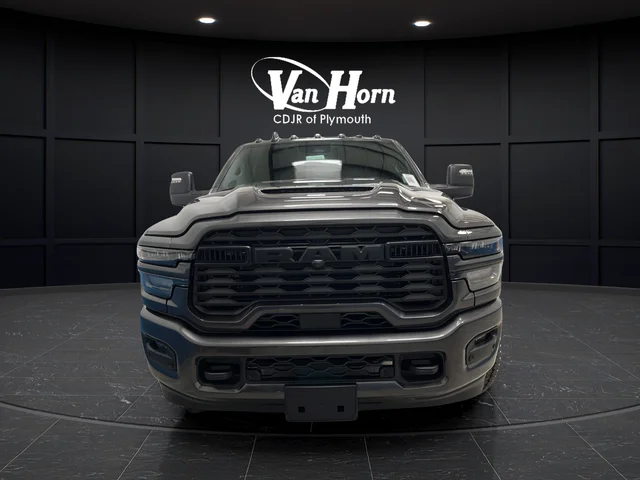New 2026 Granite Crystal Metallic Clearcoat RAM Tradesman image 2
