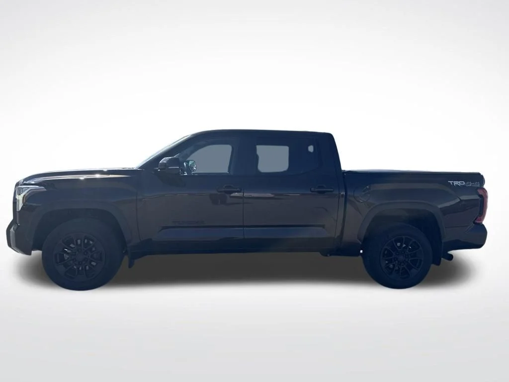 Used 2024  Toyota Limited image 2