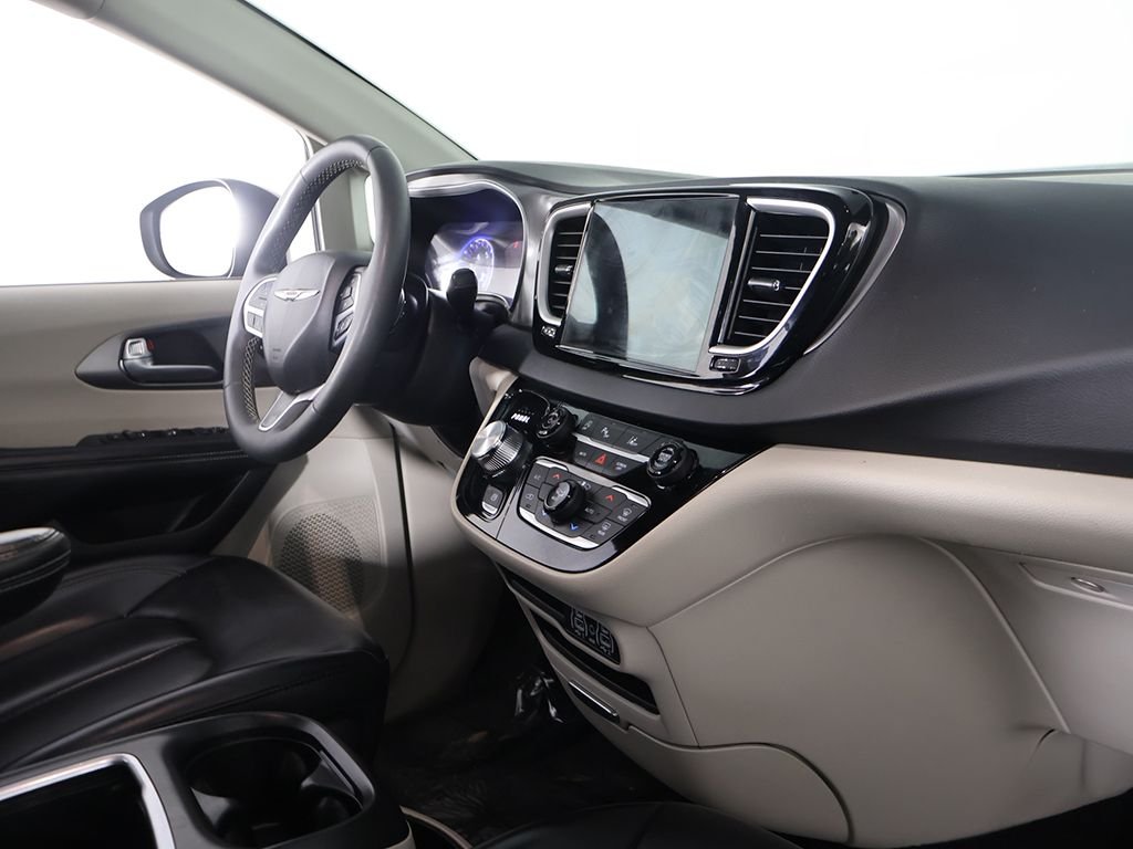 Used 2023 Gray Chrysler Touring L image 26