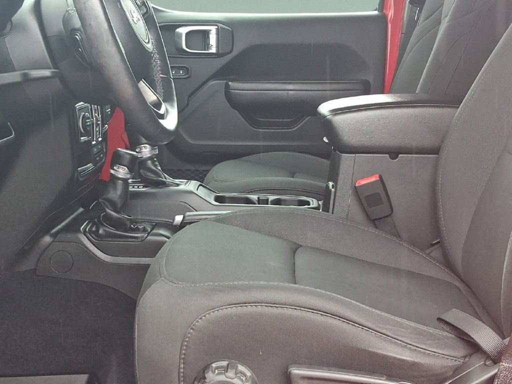 Used 2018 Red Jeep Unlimited Sport S image 12