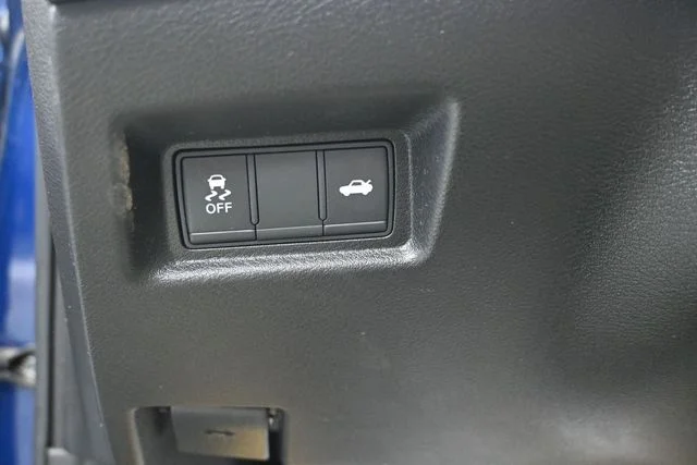 Certified Used 2019 Blue INFINITI 3.0t LUXE image 8