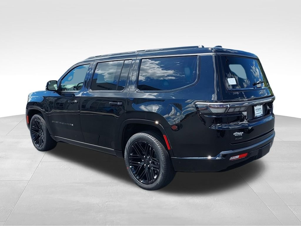 New 2026 High Gloss Black Exterior Paint Jeep Limited Reserve image 6