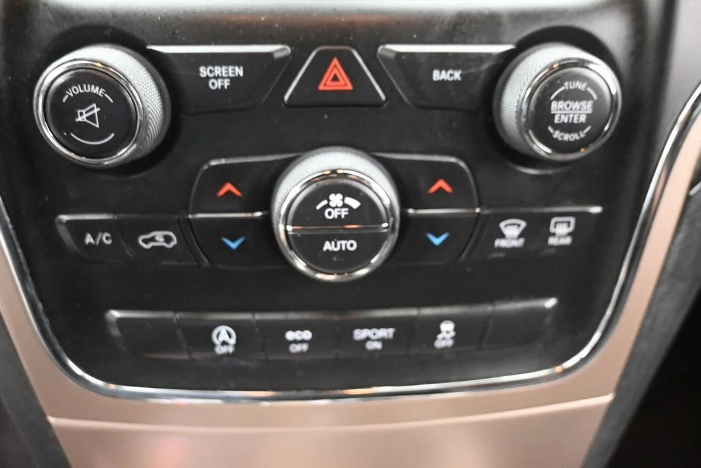 Used 2016 Gray Jeep Laredo image 19