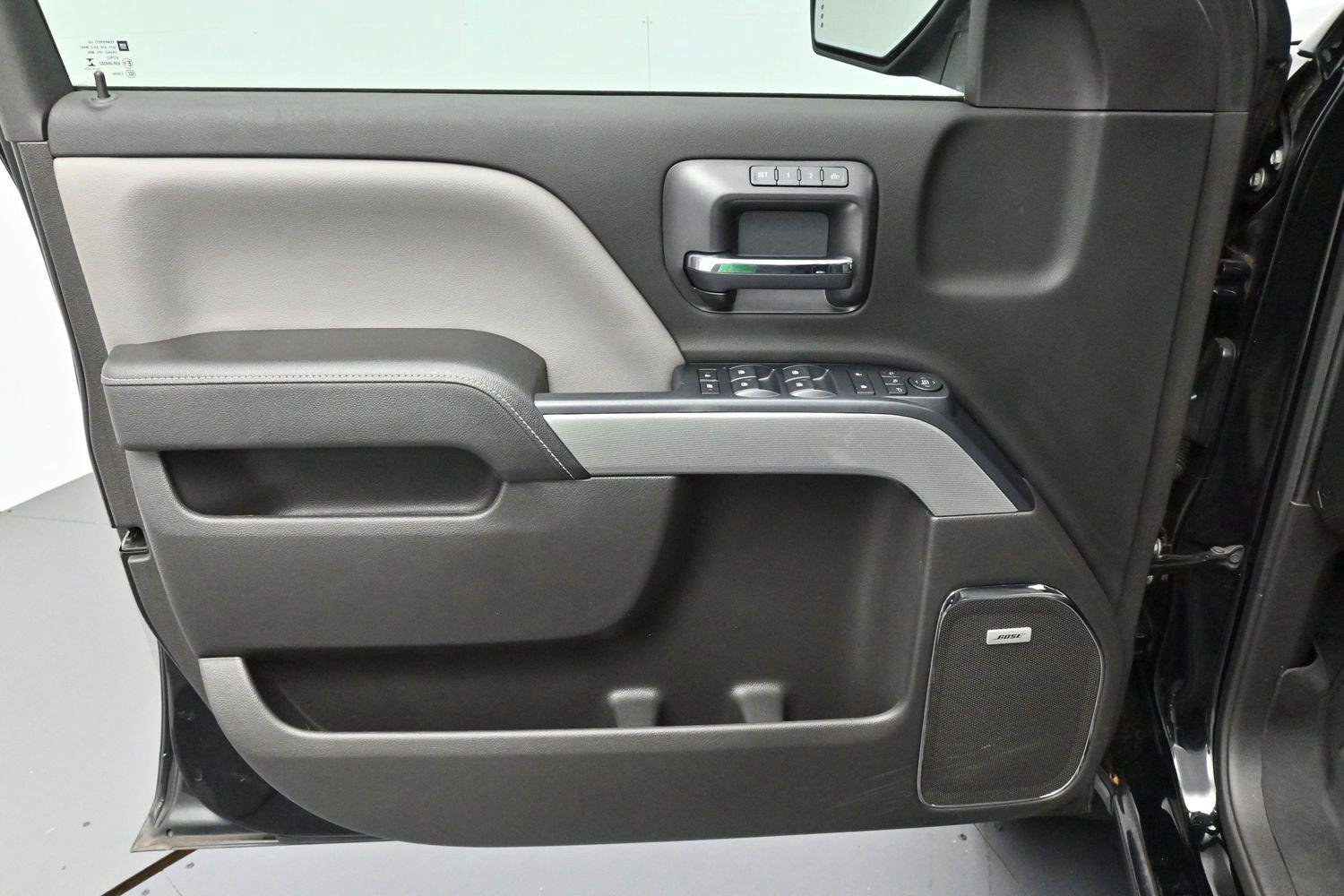 Used 2018 BLACK Chevrolet LTZ image 10