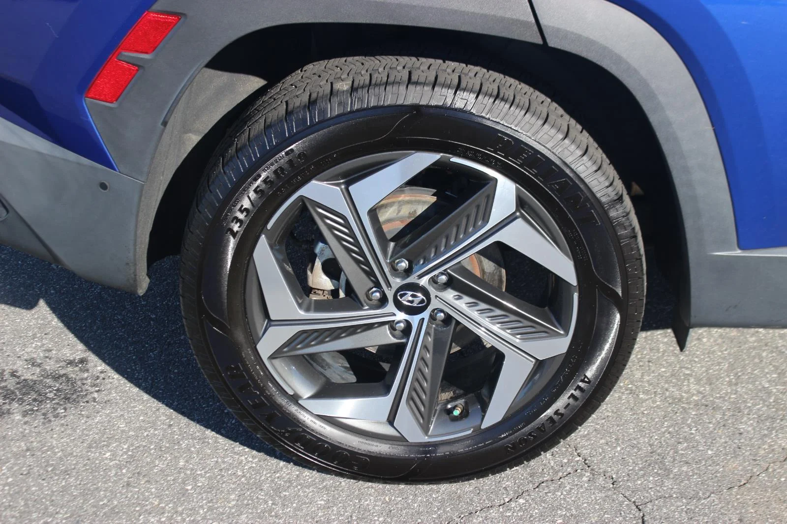 Used 2022 Blue Hyundai Limited image 41