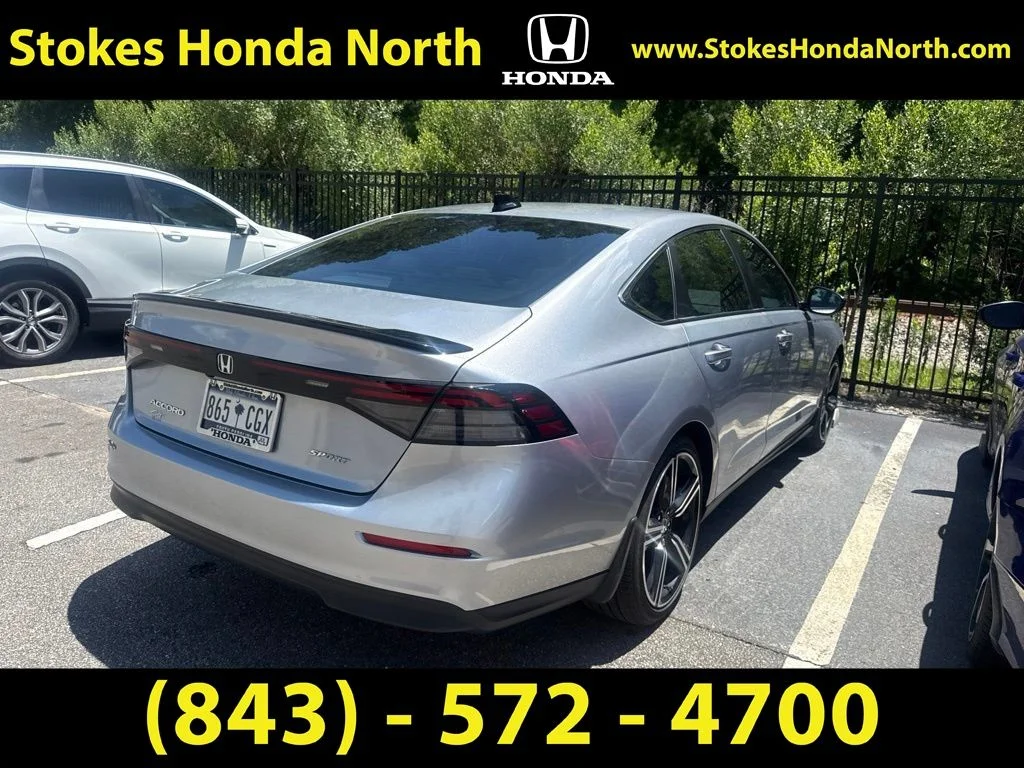 Used 2024  Honda Sport image 5