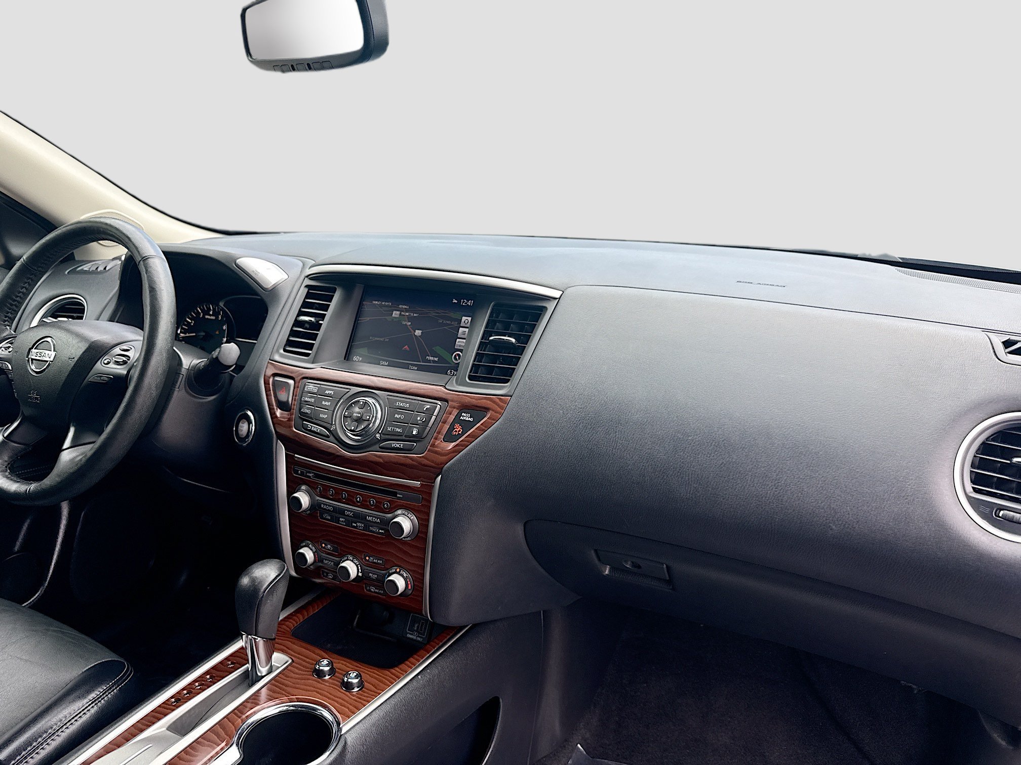 Used 2020 Gun Metallic Nissan Platinum image 31