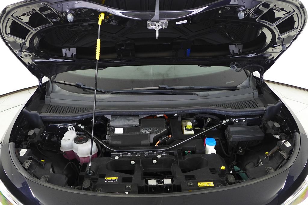 Certified Used 2023 Black Volkswagen Pro S image 6
