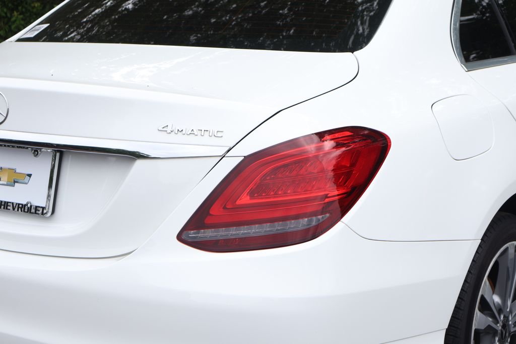 Used 2020 White Mercedes-Benz 4MATIC® image 7