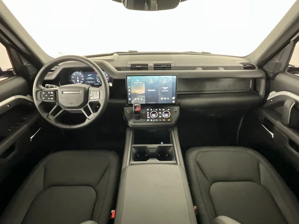 New 2026 Borasco Grey Land Rover X-Dynamic SE image 4