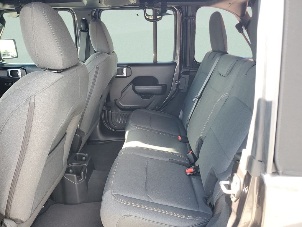 Used 2024 Gray Jeep Sport S image 10