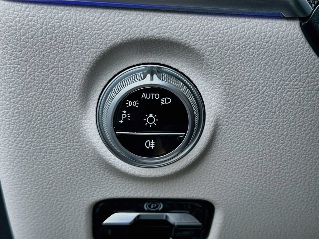 New 2026 Graphite Grey Metallic Mercedes-Benz CLE 300 image 45