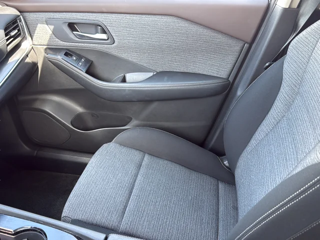 Used 2023 Gray Nissan SV image 24