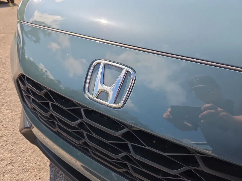 Used 2024 Silver Honda LX image 18