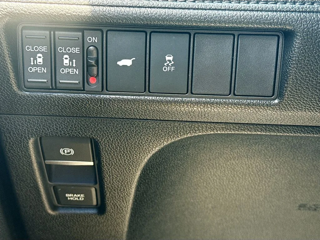 Used 2025  Honda EX-L image 11