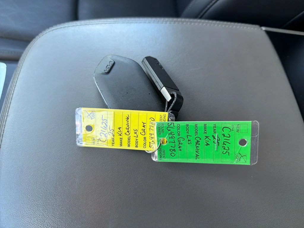 Used 2025 Gray Kia LXS image 28