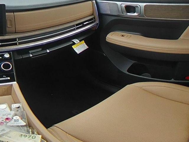 New 2027 White Hyundai Calligraphy AWD image 38
