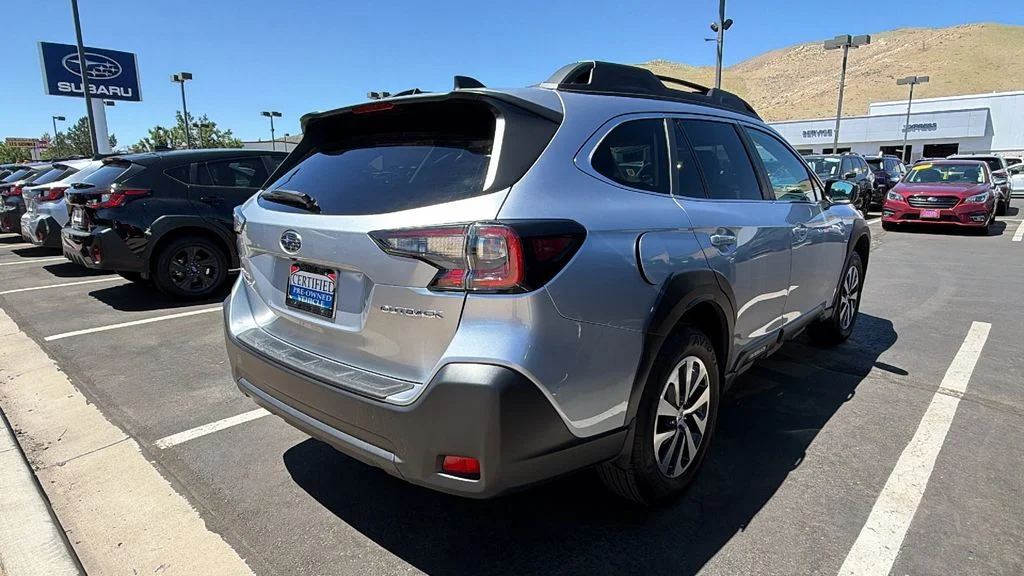 Certified Used 2025 Ice Silver Metallic Subaru Premium image 2